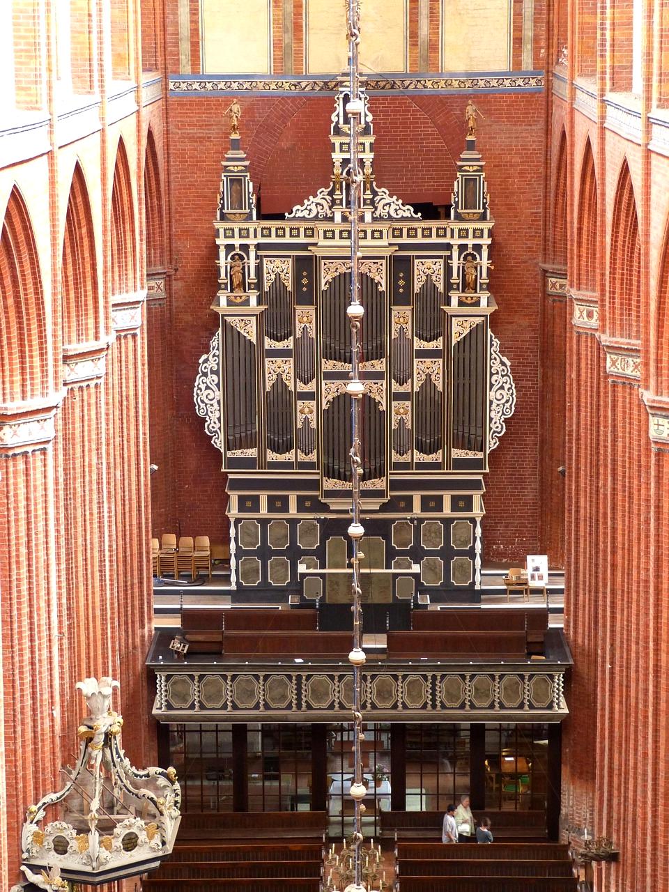 Emily Nguyen - Customer Relations